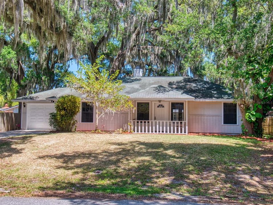 For Sale: $274,000 (3 beds, 2 baths, 1488 Square Feet)