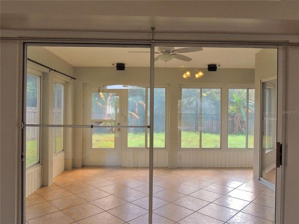 Enclosed Porch With Air