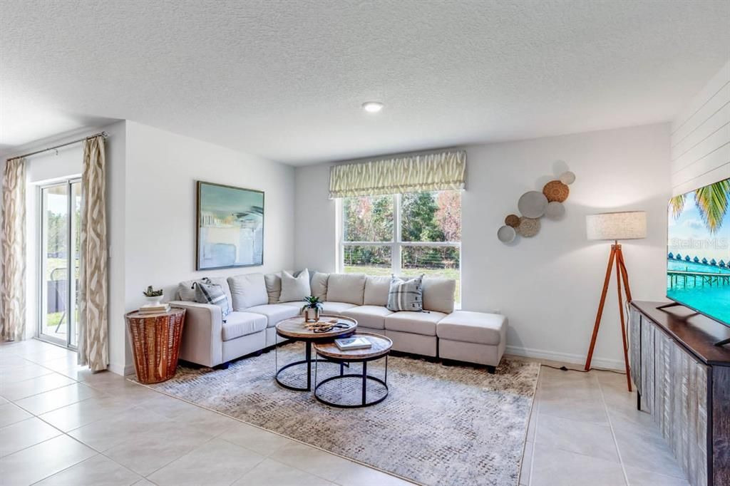 For Sale: $463,305 (4 beds, 2 baths, 1828 Square Feet)