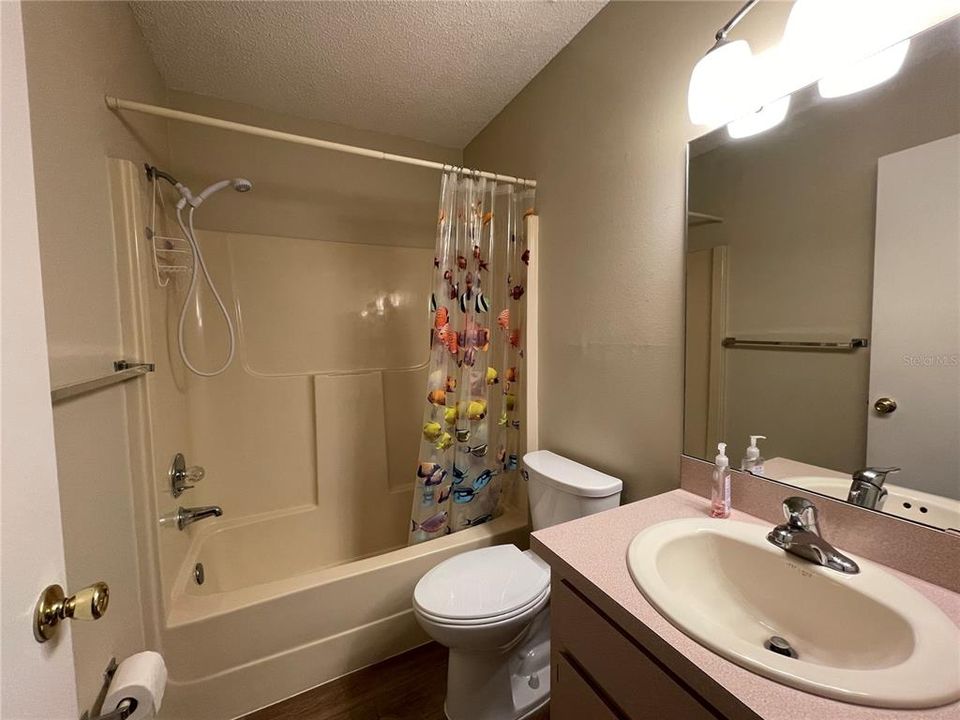 最近租的: $1,550 (2 贝兹, 2 浴室, 1009 平方英尺)