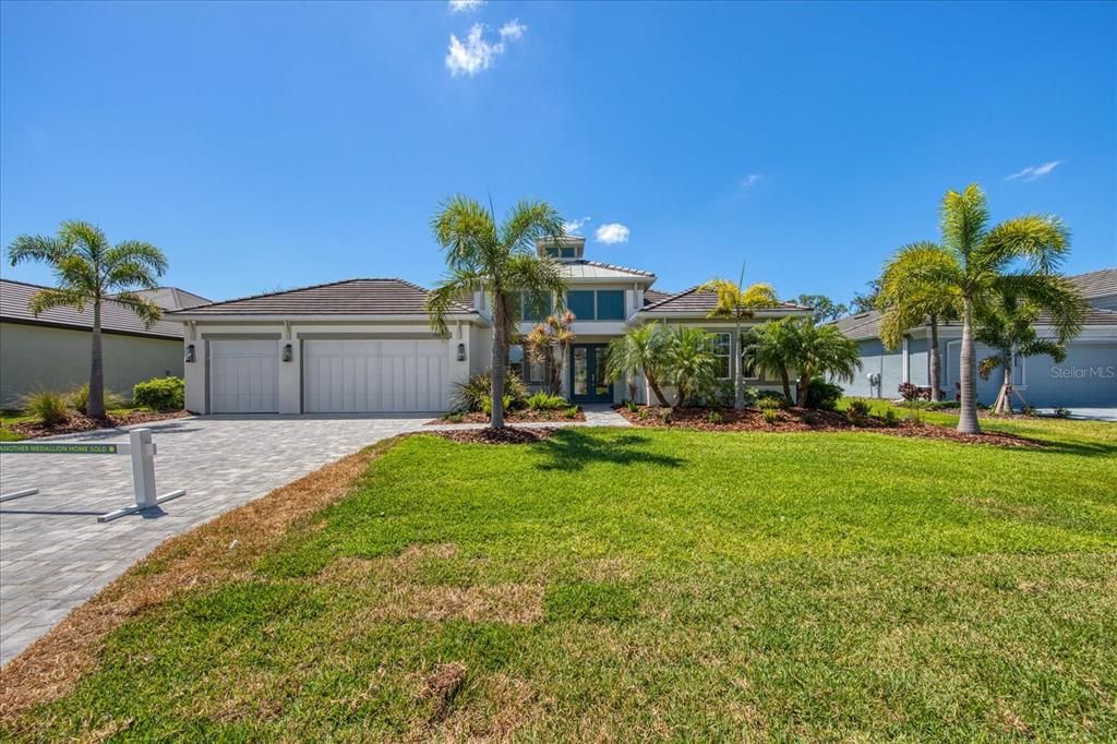 Recently Sold: $1,229,000 (3 beds, 3 baths, 2878 Square Feet)