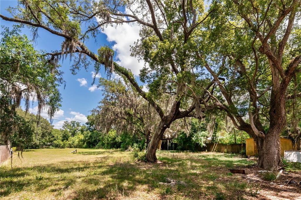 Active With Contract: $299,950 (3 beds, 2 baths, 1352 Square Feet)