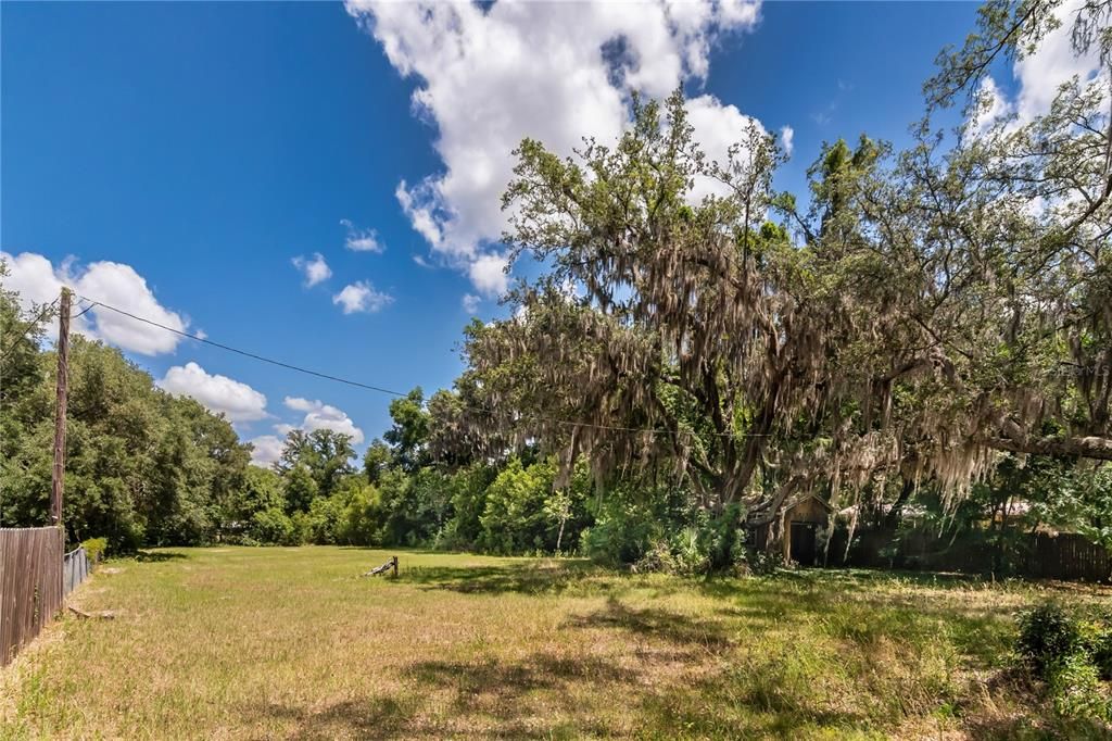 Active With Contract: $299,950 (3 beds, 2 baths, 1352 Square Feet)