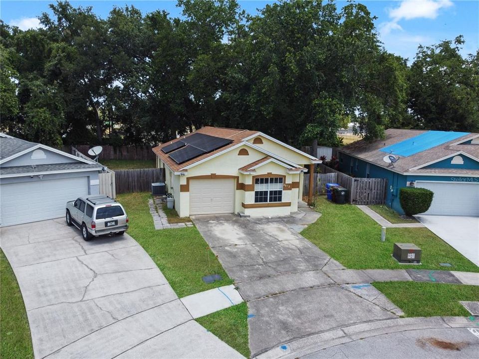 For Sale: $349,800 (3 beds, 2 baths, 1195 Square Feet)