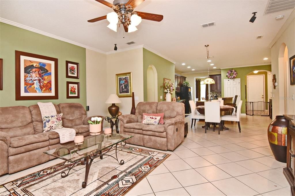 For Sale: $642,500 (3 beds, 2 baths, 2210 Square Feet)