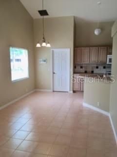 For Rent: $2,740 (4 beds, 2 baths, 2017 Square Feet)