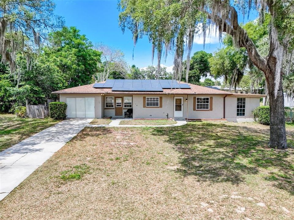 For Sale: $349,000 (3 beds, 2 baths, 1574 Square Feet)