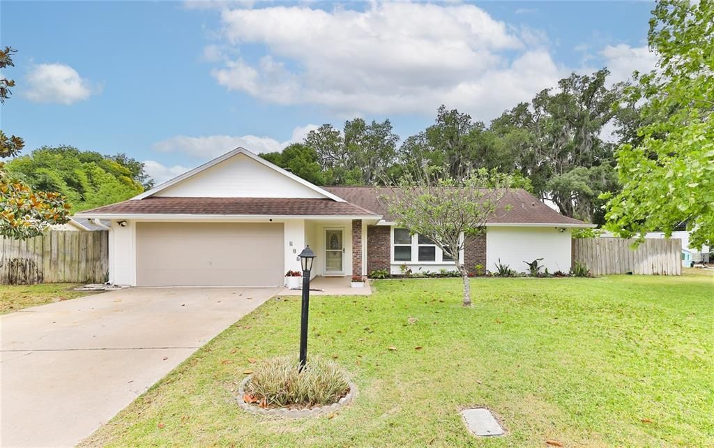 Active With Contract: $385,000 (3 beds, 2 baths, 1825 Square Feet)