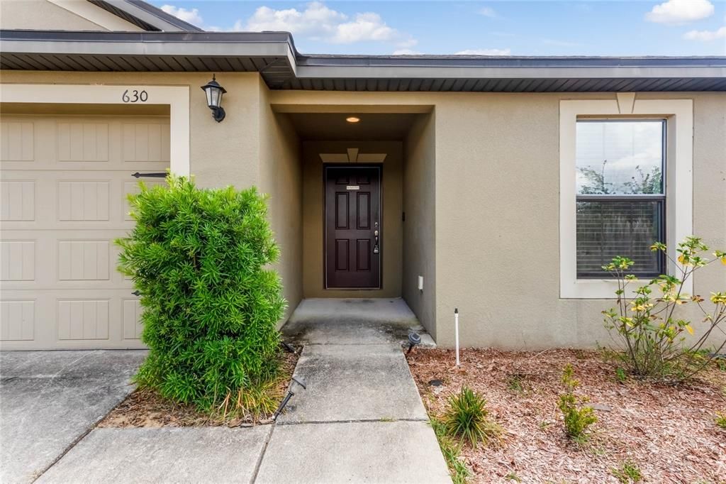 Active With Contract: $279,000 (3 beds, 2 baths, 1378 Square Feet)