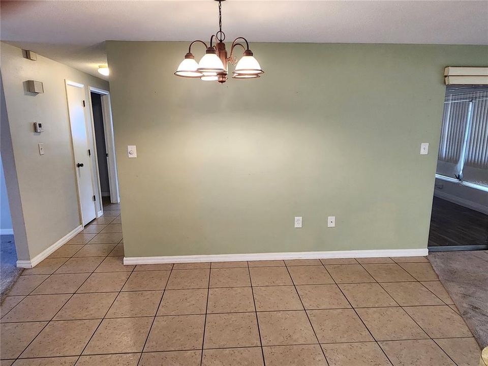 For Sale: $234,900 (2 beds, 2 baths, 1184 Square Feet)