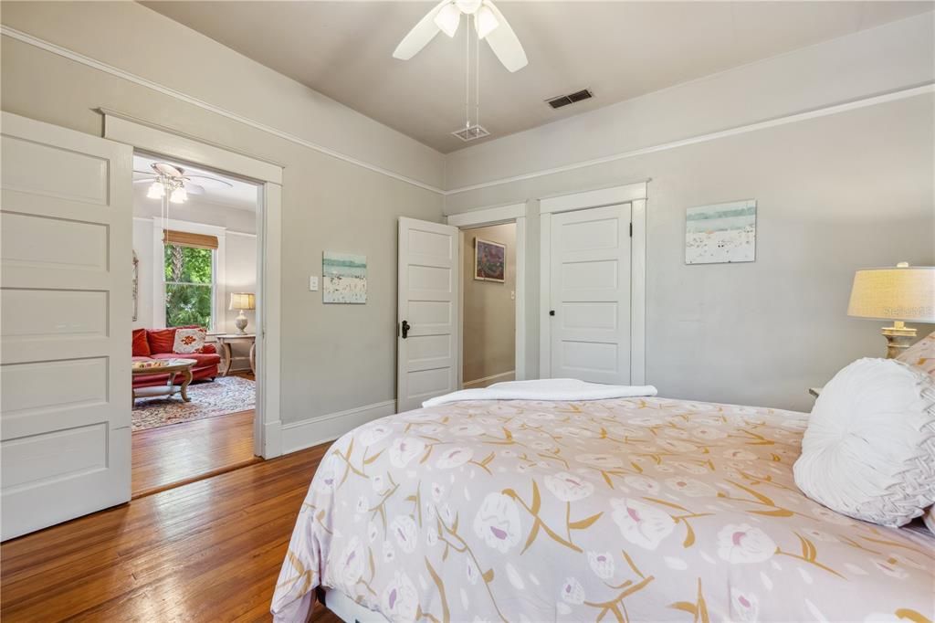 Active With Contract: $465,000 (2 beds, 2 baths, 1362 Square Feet)