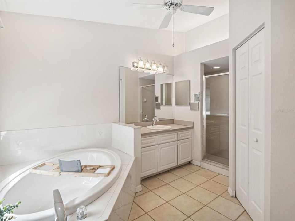 Active With Contract: $345,000 (3 beds, 2 baths, 1583 Square Feet)