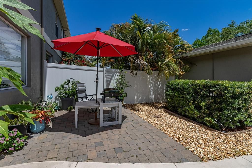 Gorgeous PAVED COURTYARD