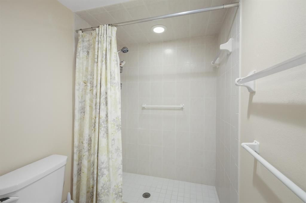 For Sale: $529,500 (2 beds, 2 baths, 1486 Square Feet)