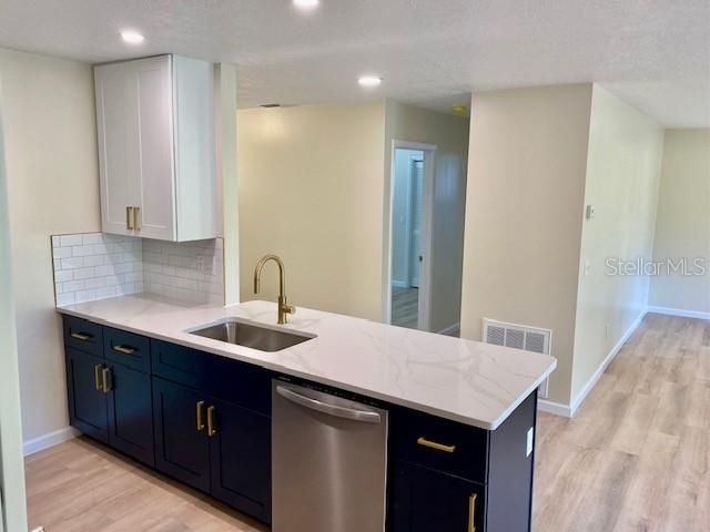 For Sale: $254,500 (2 beds, 2 baths, 1209 Square Feet)