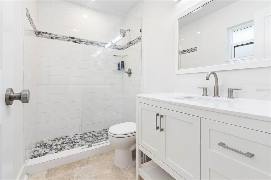 最近租的: $4,000 (3 贝兹, 2 浴室, 2076 平方英尺)