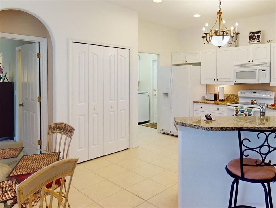 For Sale: $349,900 (3 beds, 2 baths, 1677 Square Feet)