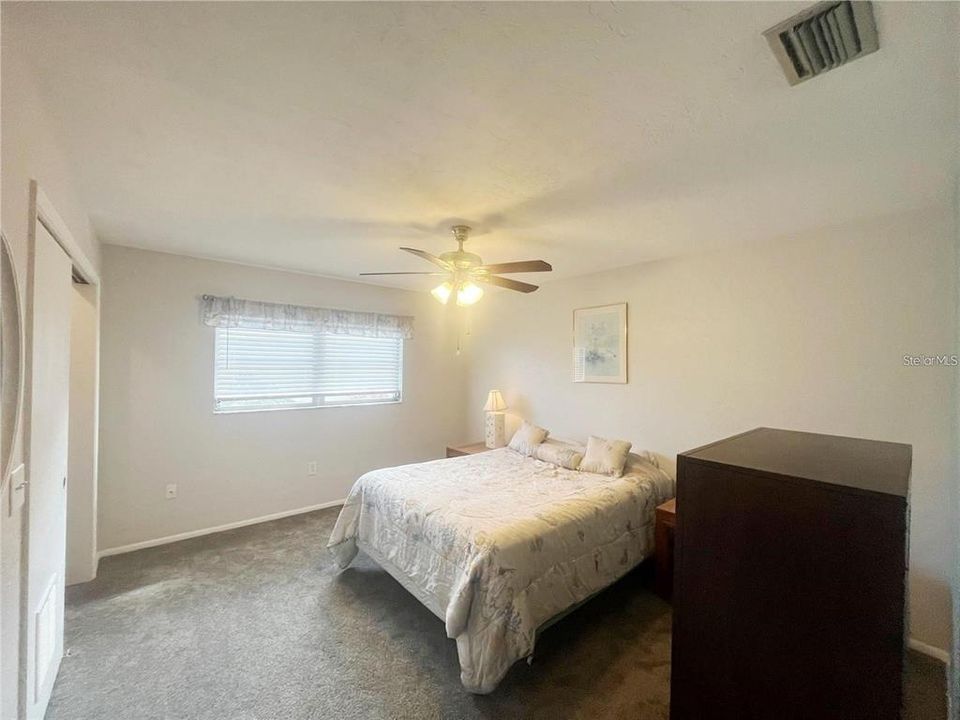 For Rent: $2,000 (2 beds, 2 baths, 1813 Square Feet)