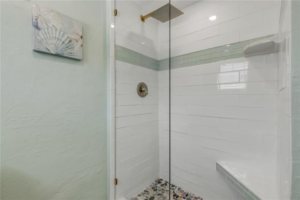 最近售出: $629,900 (3 贝兹, 2 浴室, 1138 平方英尺)