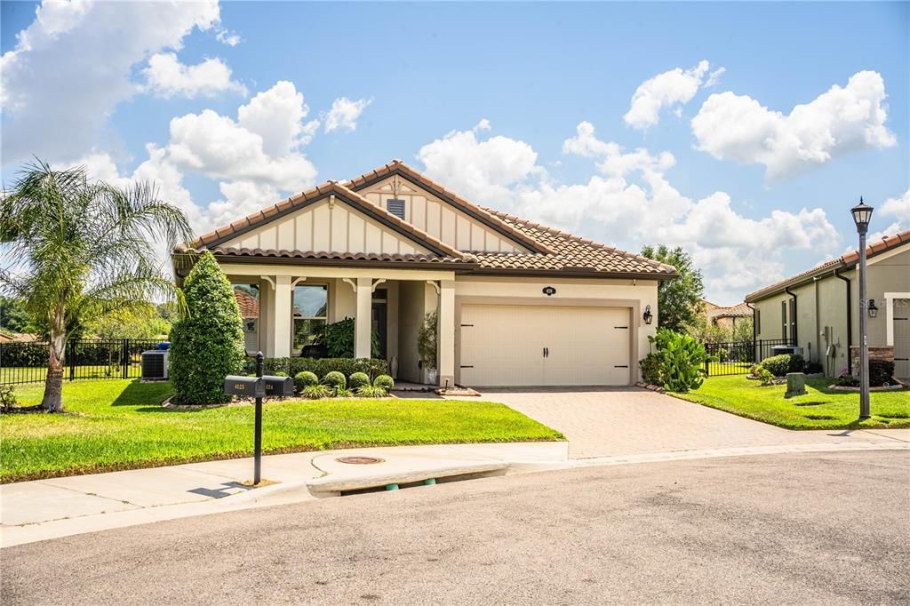 Recently Sold: $449,000 (4 beds, 3 baths, 2110 Square Feet)
