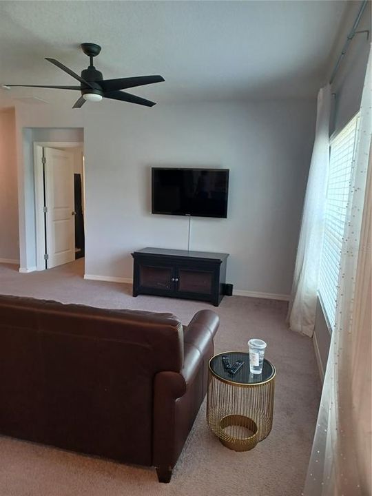 For Rent: $2,500 (3 beds, 2 baths, 1520 Square Feet)