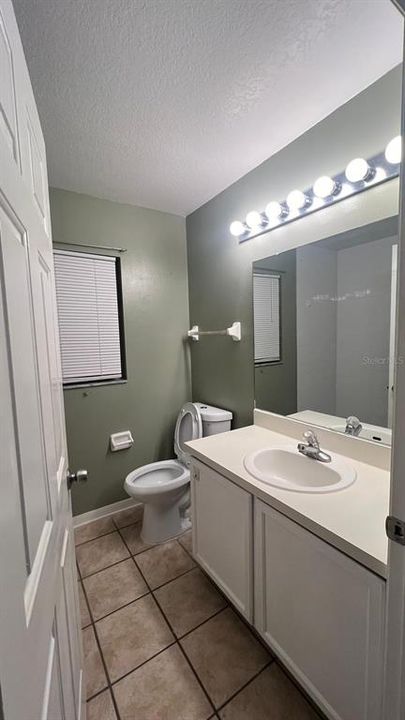 Active With Contract: $2,400 (3 beds, 2 baths, 1662 Square Feet)