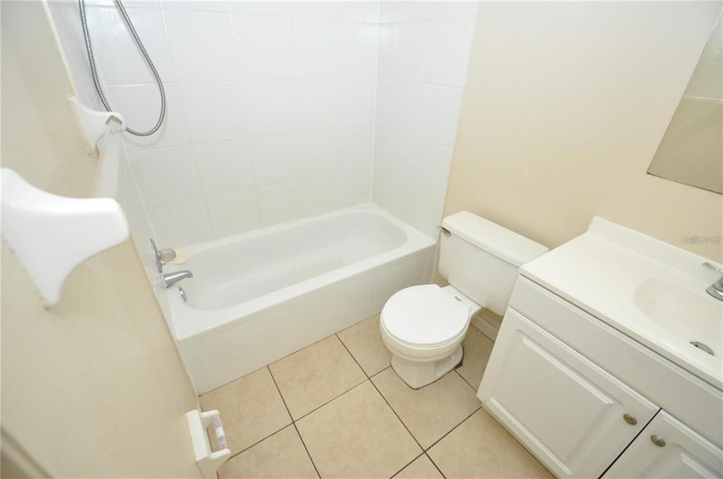 Недавно арендовано: $995 (1 спален, 1 ванн, 580 Квадратных фут)