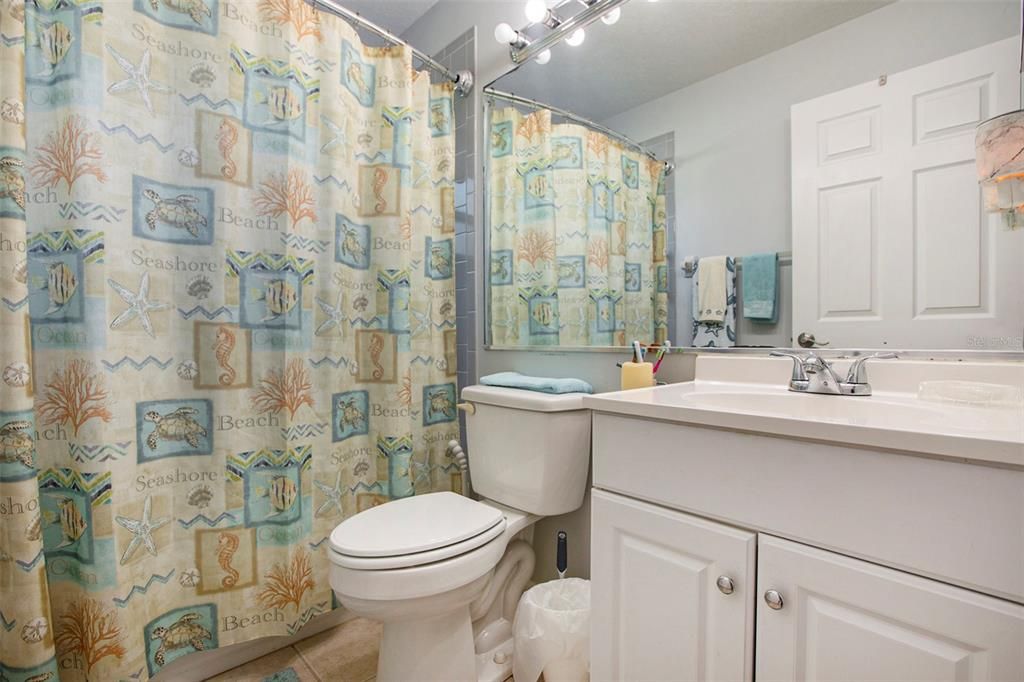 待售: $420,000 (3 贝兹, 2 浴室, 1949 平方英尺)