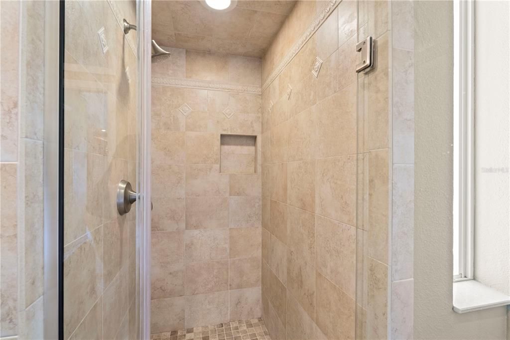 待售: $675,000 (3 贝兹, 2 浴室, 2006 平方英尺)
