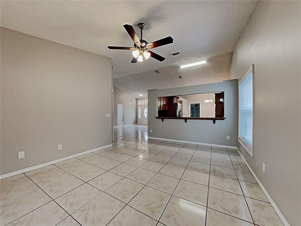 For Rent: $2,615 (3 beds, 2 baths, 1536 Square Feet)