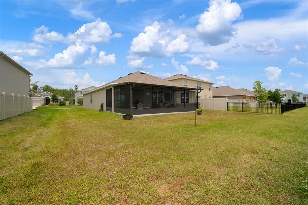 Active With Contract: $515,000 (4 beds, 2 baths, 1846 Square Feet)