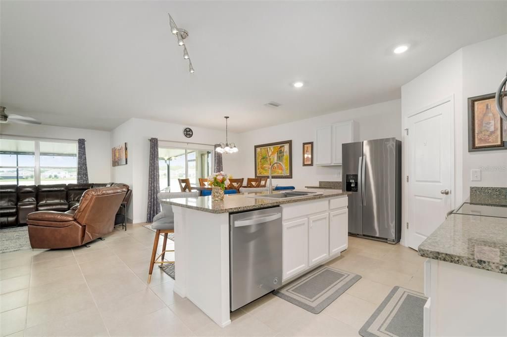 Active With Contract: $515,000 (4 beds, 2 baths, 1846 Square Feet)