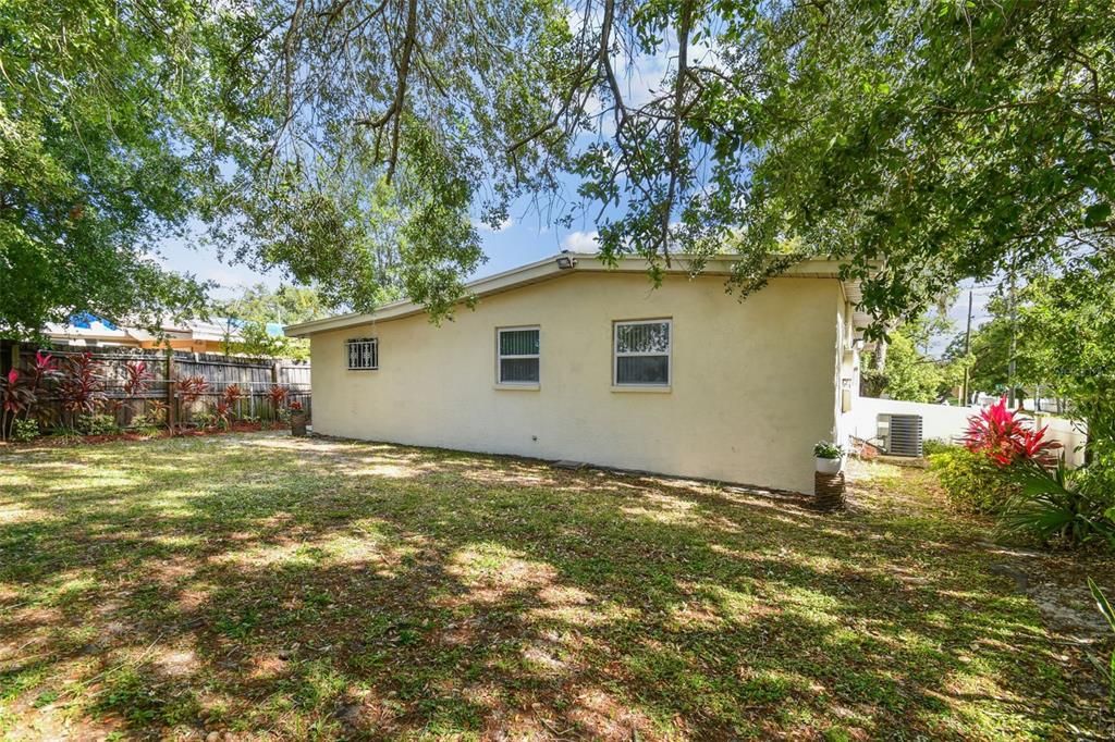 For Sale: $450,000 (3 beds, 2 baths, 1396 Square Feet)