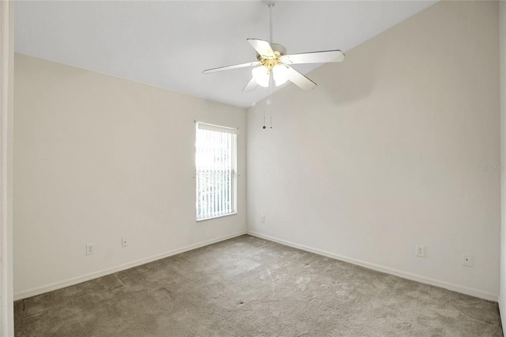 For Sale: $299,900 (3 beds, 2 baths, 1260 Square Feet)
