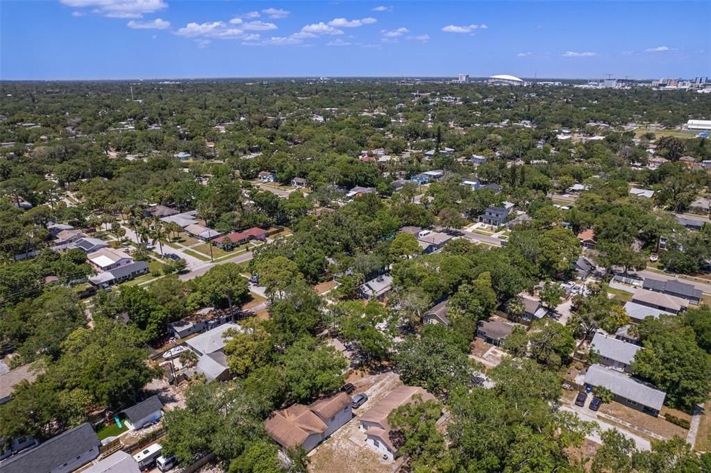 Active With Contract: $375,000 (3 beds, 2 baths, 1267 Square Feet)