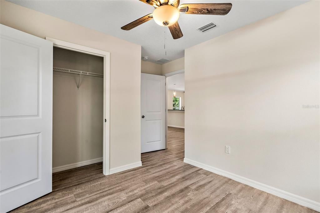 Active With Contract: $375,000 (3 beds, 2 baths, 1267 Square Feet)