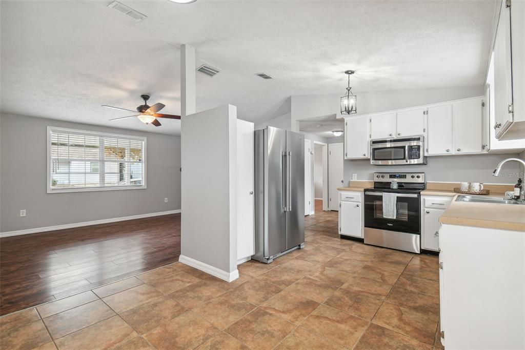 Dining/Eat In Kitchen area