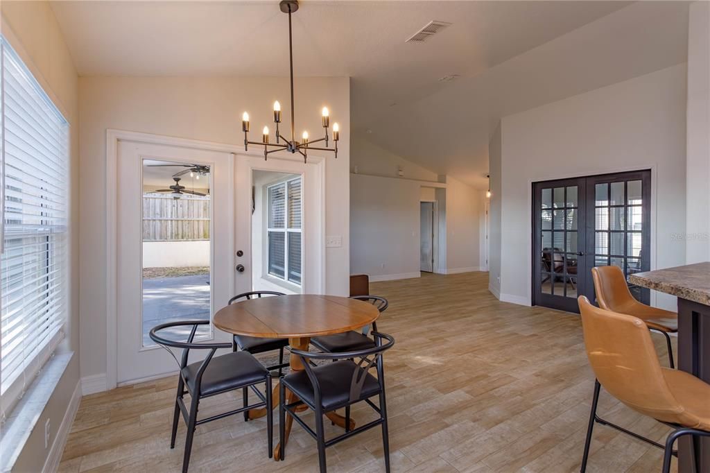 Active With Contract: $429,900 (3 beds, 2 baths, 2171 Square Feet)
