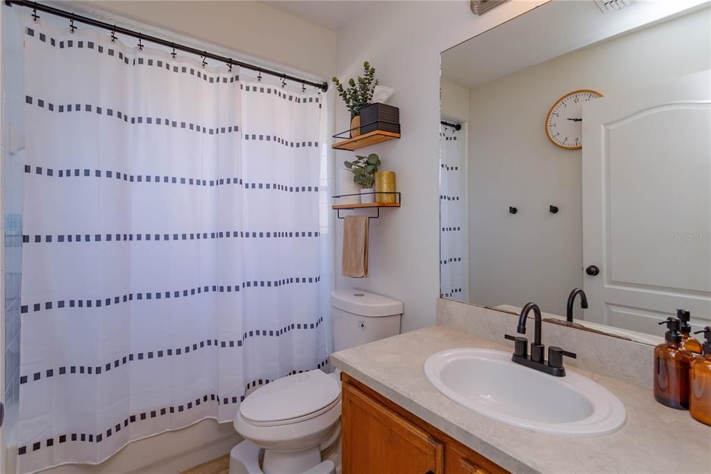 Active With Contract: $429,900 (3 beds, 2 baths, 2171 Square Feet)