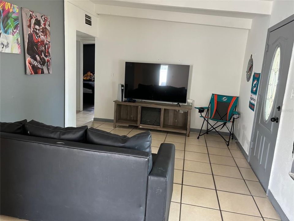 En Venta: $312,000 (3 camas, 2 baños, 1507 Pies cuadrados)