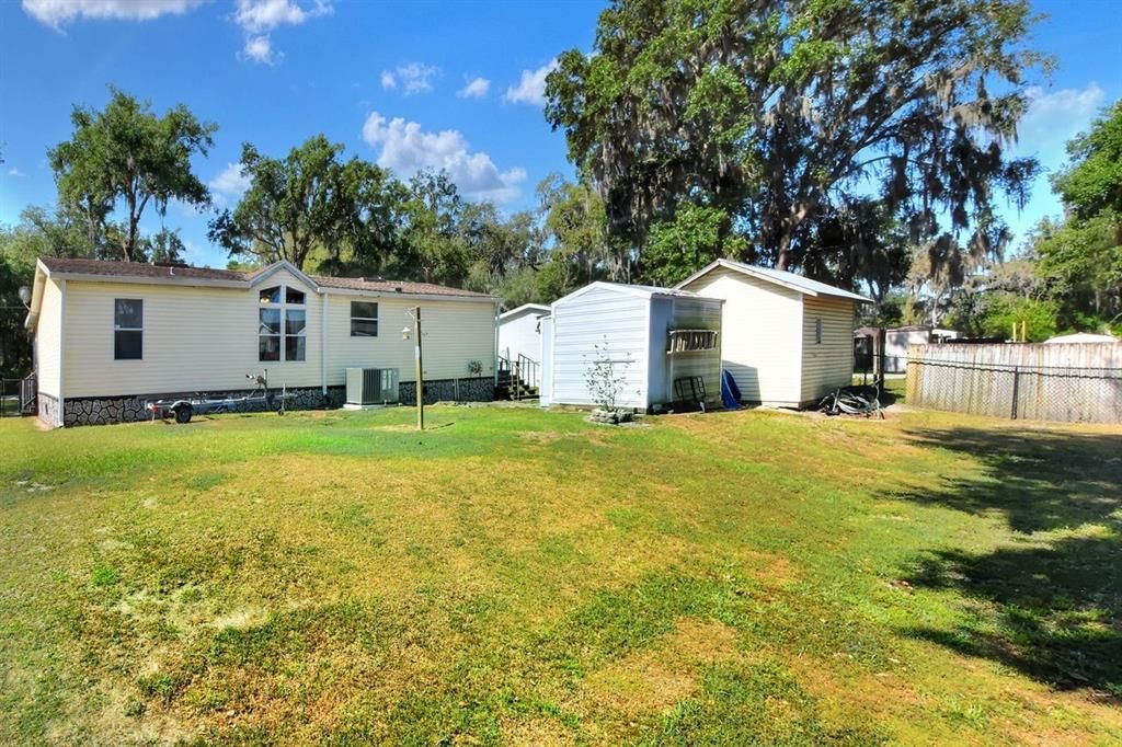 Recently Sold: $220,000 (3 beds, 2 baths, 1352 Square Feet)