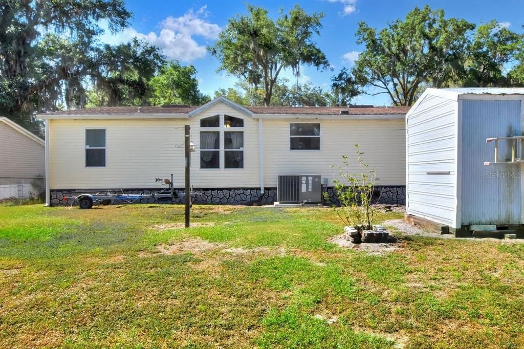 Recently Sold: $220,000 (3 beds, 2 baths, 1352 Square Feet)