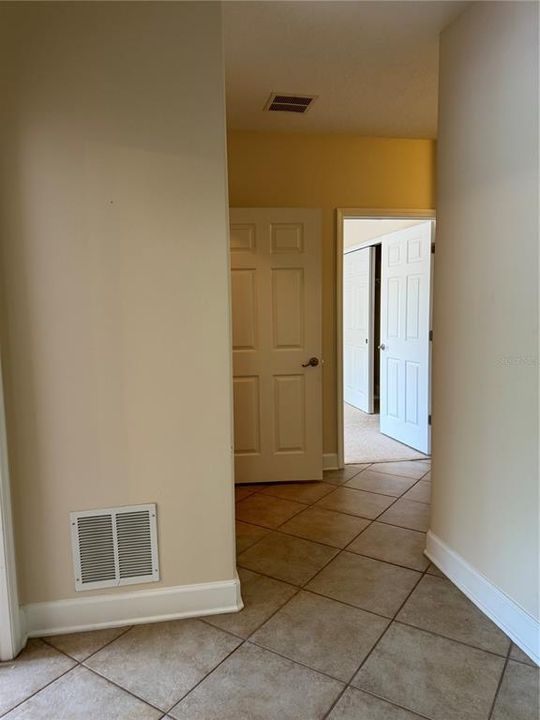 For Rent: $2,995 (3 beds, 2 baths, 2085 Square Feet)