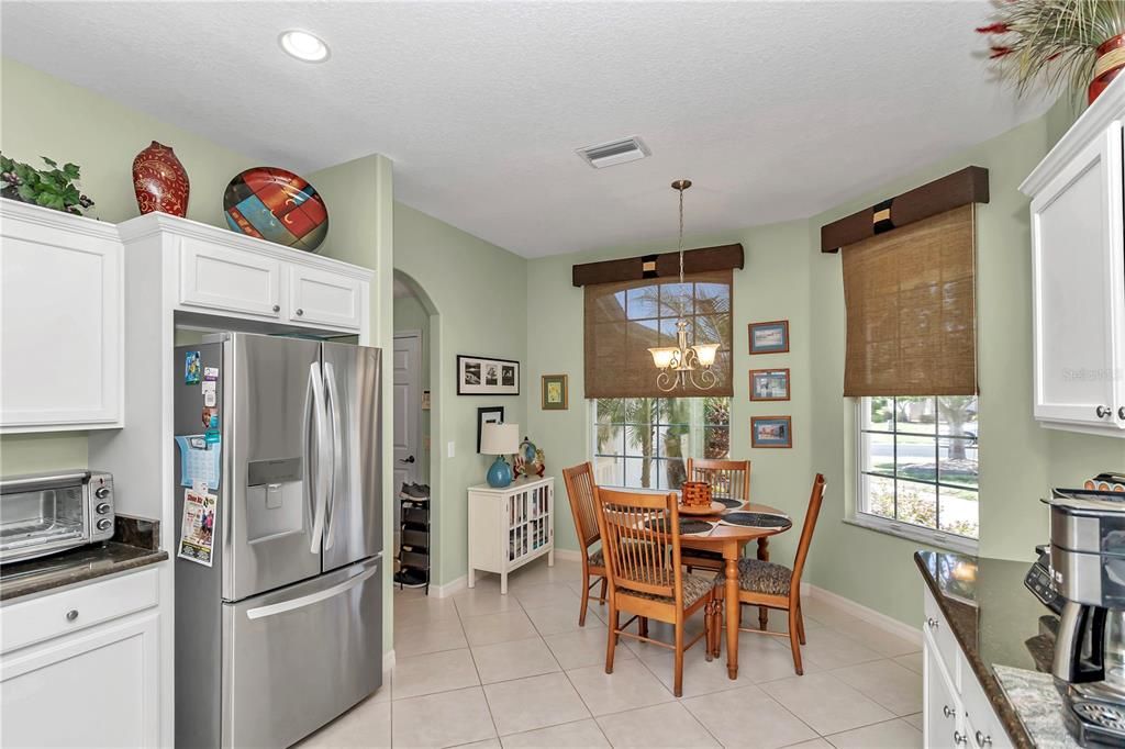 Active With Contract: $375,000 (3 beds, 2 baths, 2291 Square Feet)