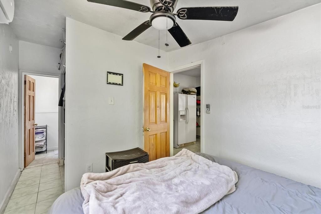 Active With Contract: $399,000 (3 beds, 2 baths, 1370 Square Feet)