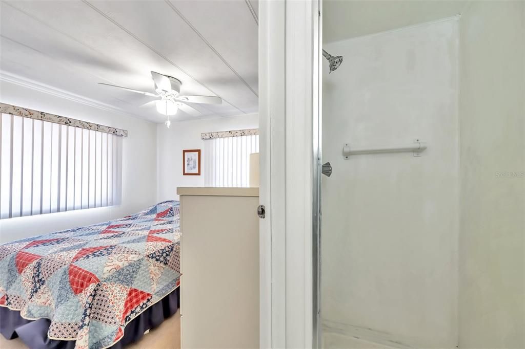 Active With Contract: $80,000 (2 beds, 2 baths, 672 Square Feet)