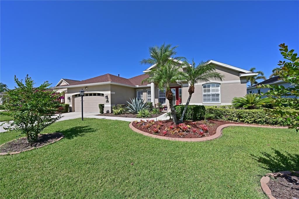 Active With Contract: $689,000 (4 beds, 3 baths, 2307 Square Feet)