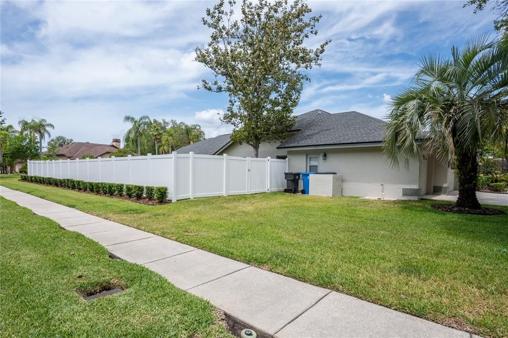 Active With Contract: $815,000 (4 beds, 3 baths, 3146 Square Feet)