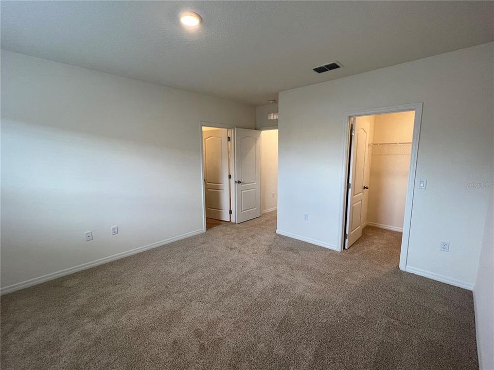 For Rent: $2,200 (3 beds, 2 baths, 1680 Square Feet)