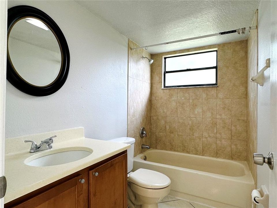 出租: $1,845 (3 贝兹, 2 浴室, 1250 平方英尺)